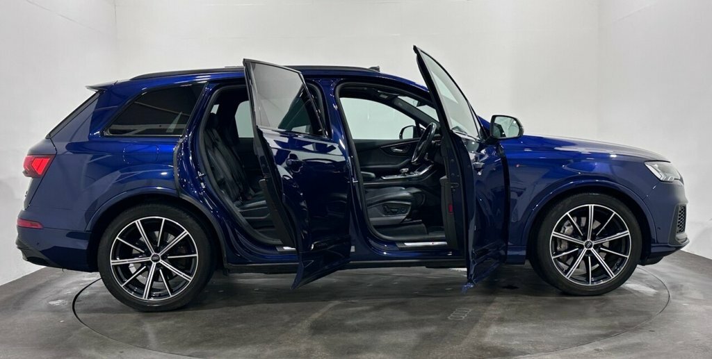 Audi Q7 S Line Blue #8
