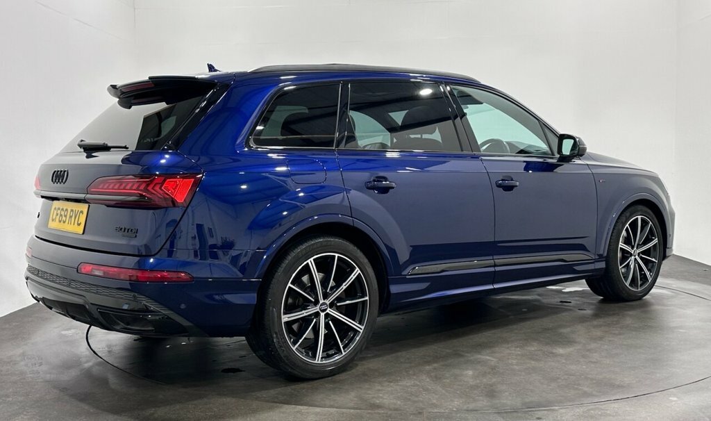 Audi Q7 3L Black Edition Blue #4