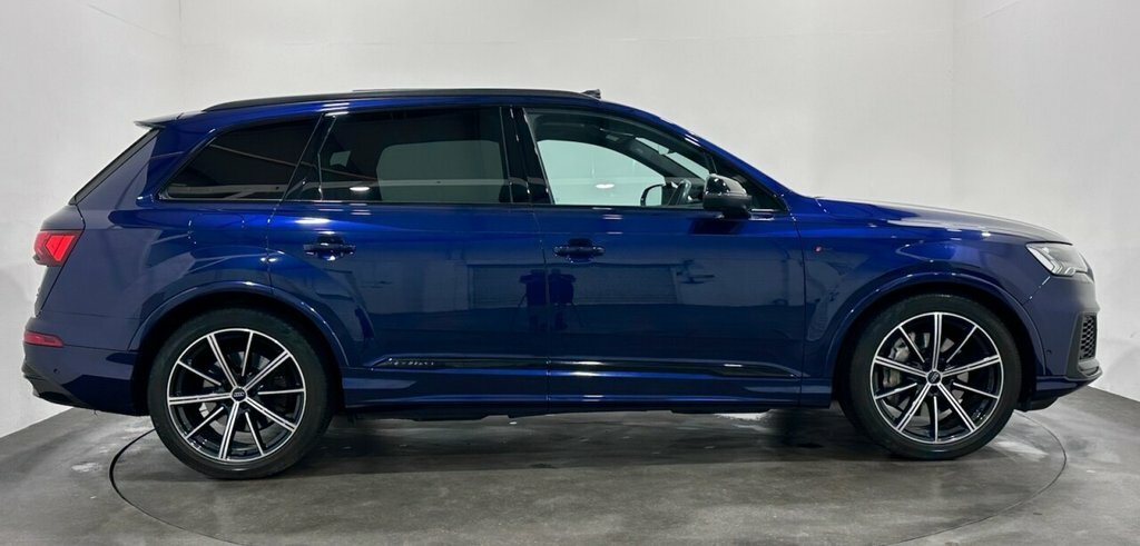 Audi Q7 S Line Blue #7
