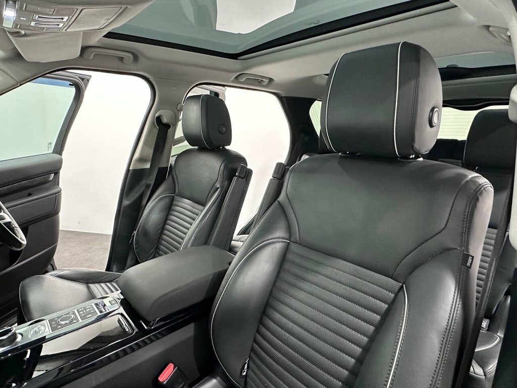 Land Rover Discovery Black #26