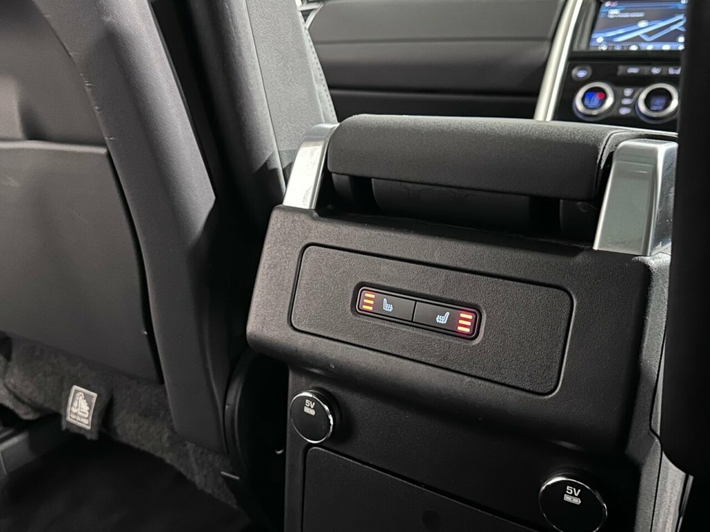 Land Rover Discovery Black #20