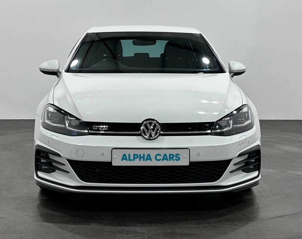 Volkswagen Golf 2L Gtd White #5