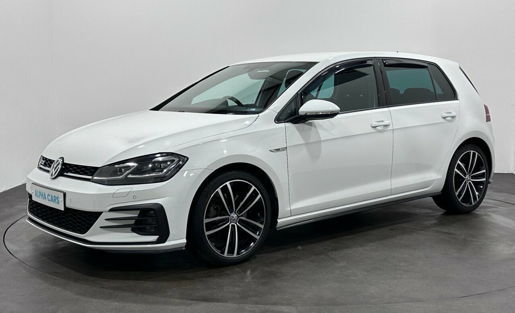 Volkswagen Golf 2L Gtd White #2