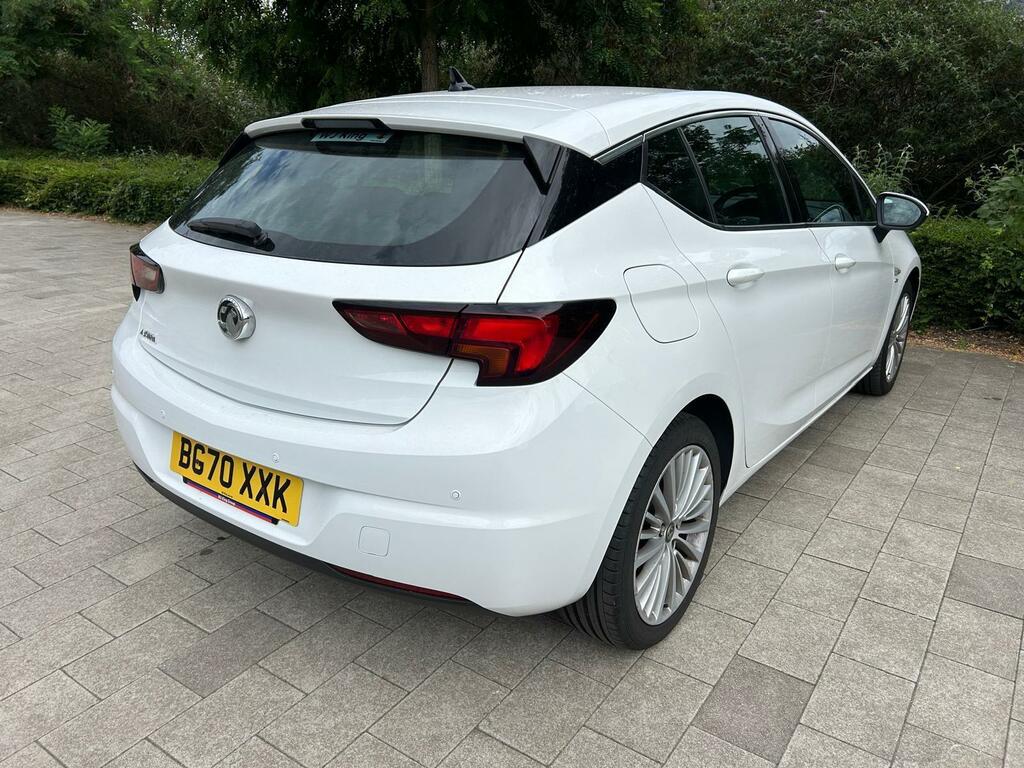 Vauxhall Astra 1.2 Turbo Elite Nav Euro 6 Ss BG70XXK White #4