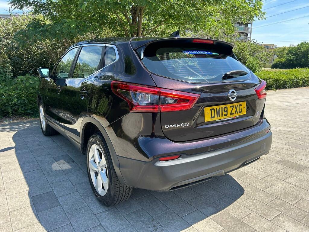 Nissan Qashqai 1.3 Dig-t Acenta Premium Euro 6 Ss Black #4