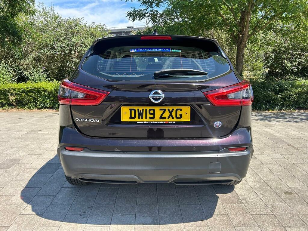 Nissan Qashqai 1.3 Dig-t Acenta Premium Euro 6 Ss Black #6