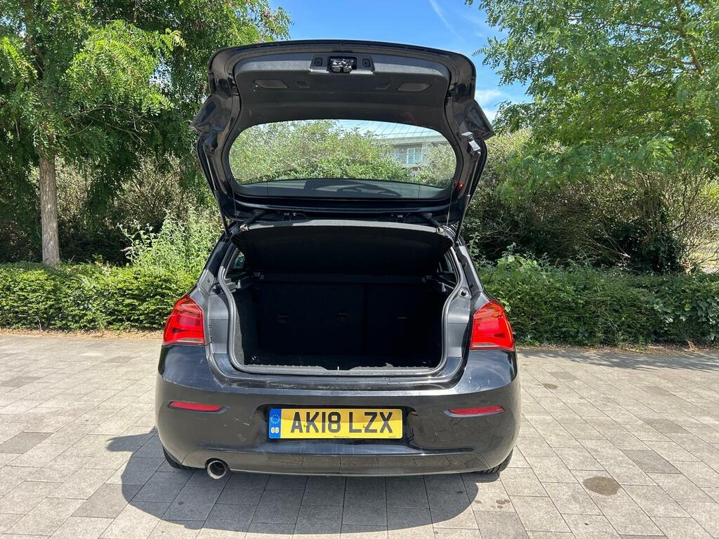 BMW 1 Series Hatchback Black #10