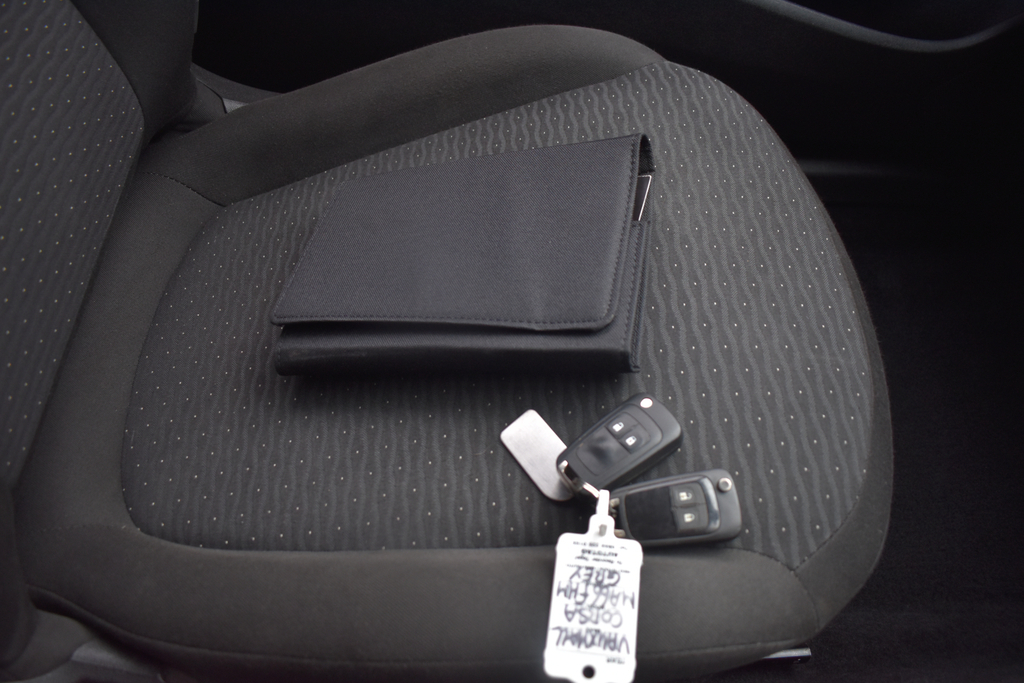 Vauxhall Corsa Vauxhall Corsa 1.2 Turbo Yes Hatchback Petr... #51