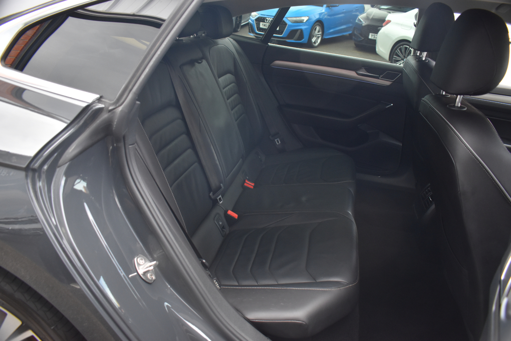 Volkswagen Arteon 2.0 Tdi R-line Fastback Dsg Euro 6 Ss Silver #29