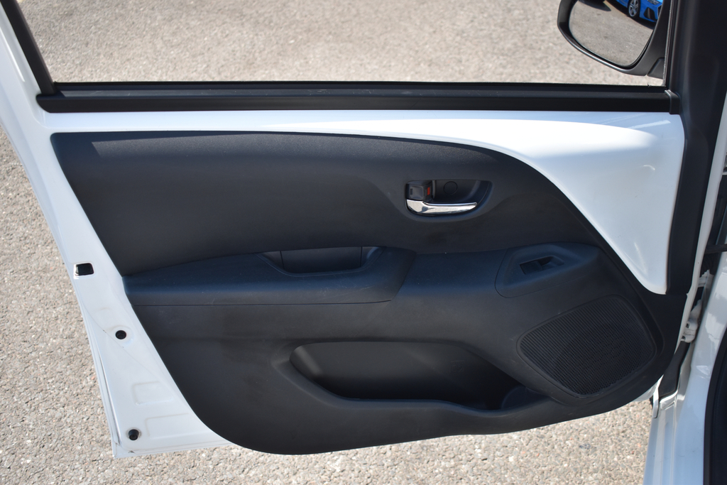 Toyota Aygo 1.0 Vvt-i X-play  #29