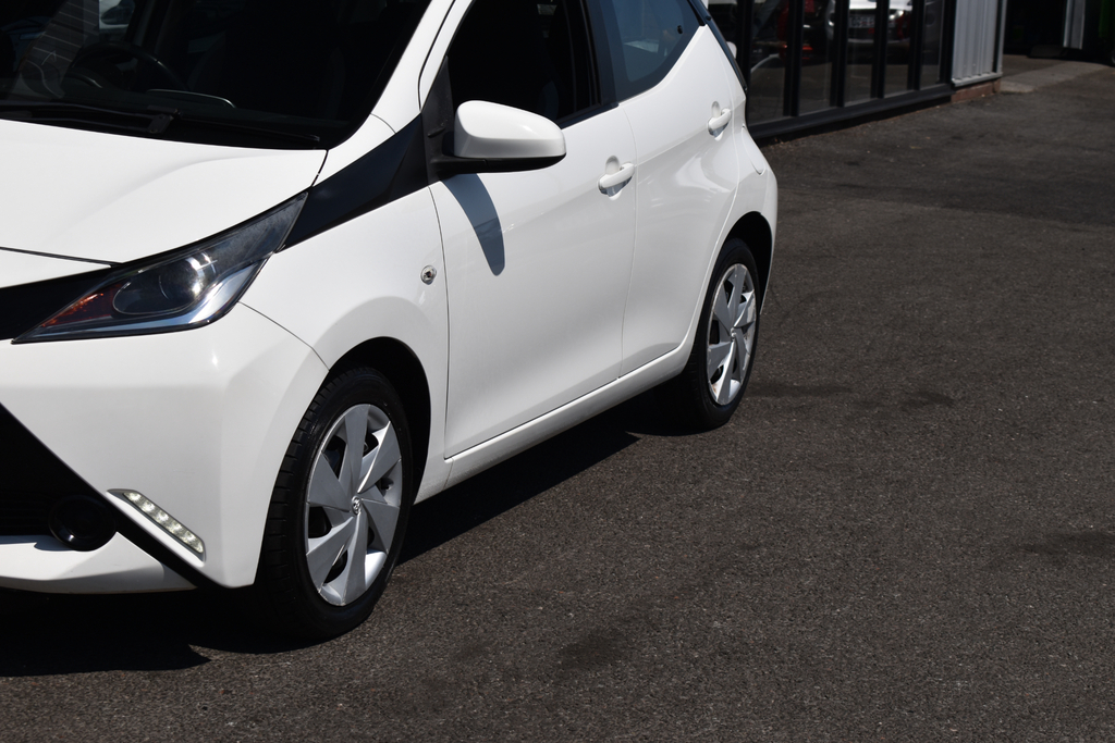 Toyota Aygo 1.0 Vvt-i X-play  #20