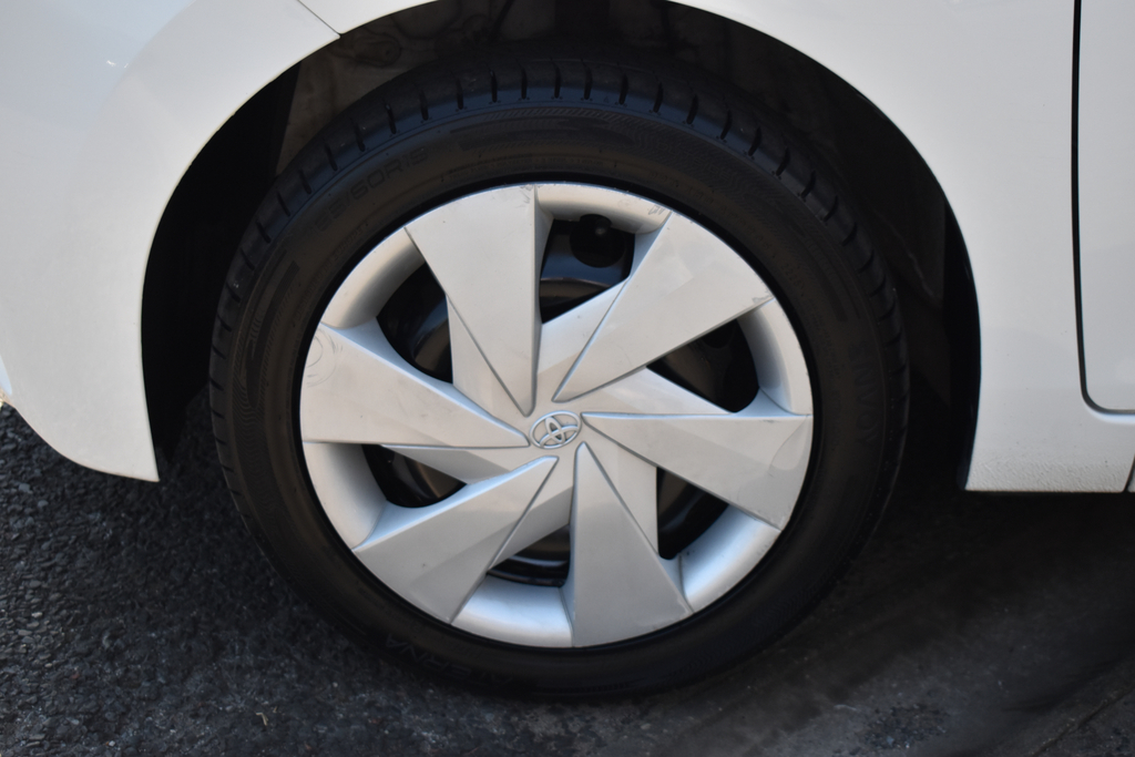 Toyota Aygo 1.0 Vvt-i X-play  #48