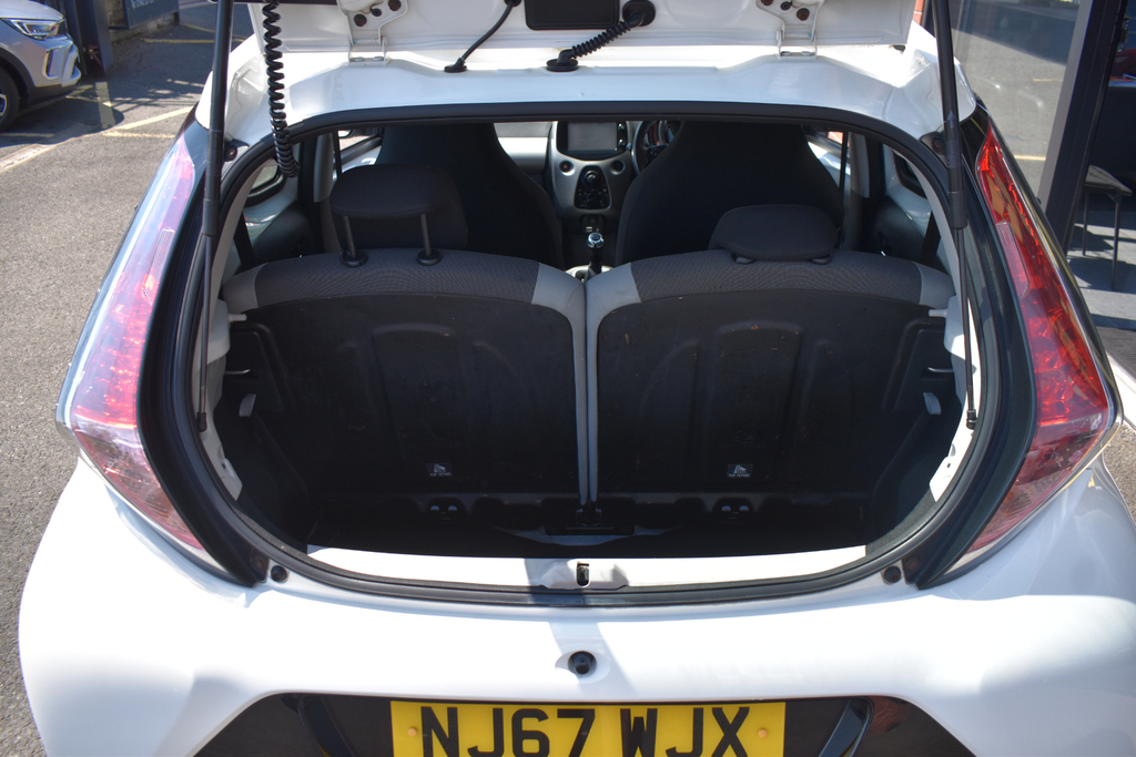 Toyota Aygo 1.0 Vvt-i X-play  #33