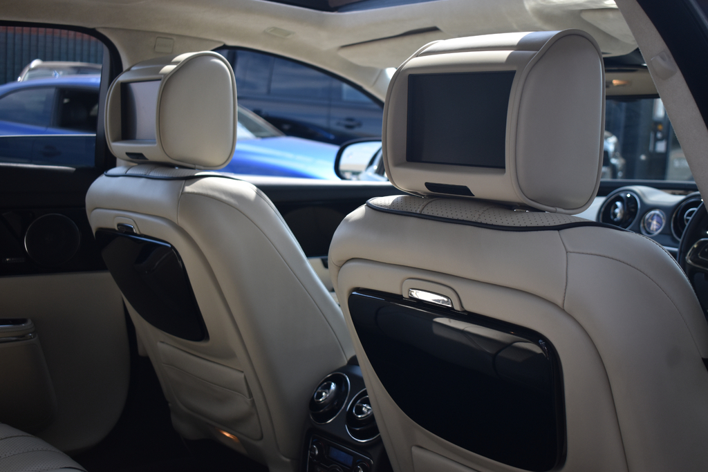 Jaguar XJ Automatic Silver #37