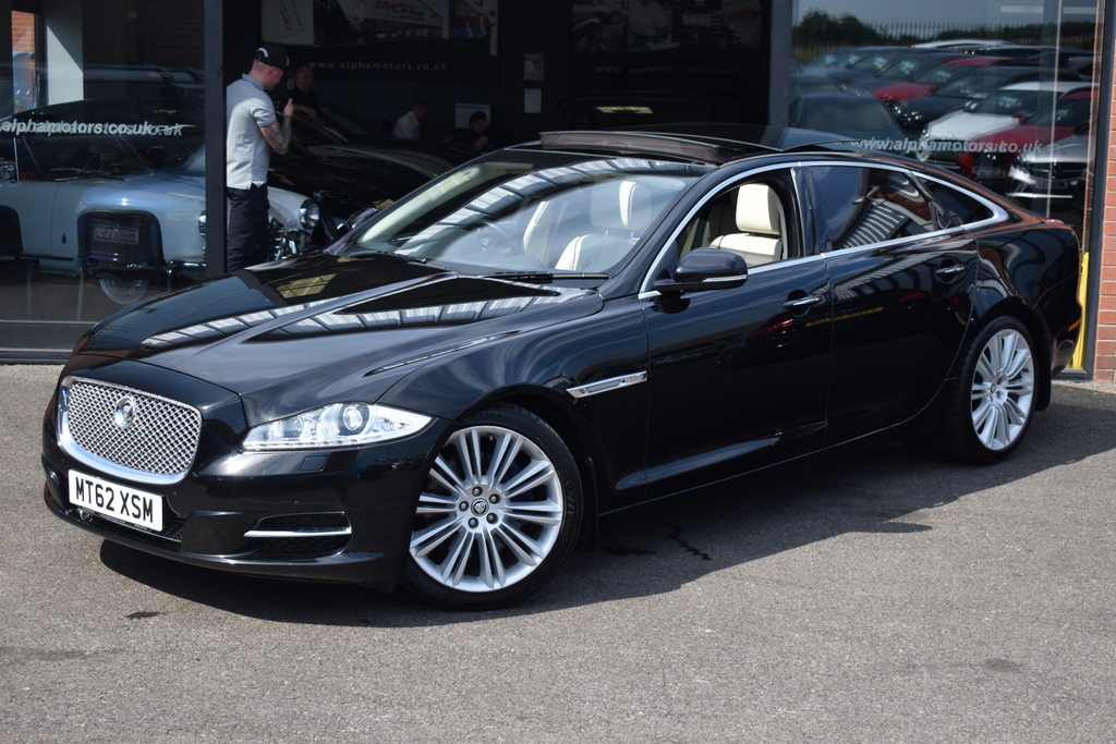Jaguar XJ 3.0D V6 Portfolio Saloon Euro 5 S  #4