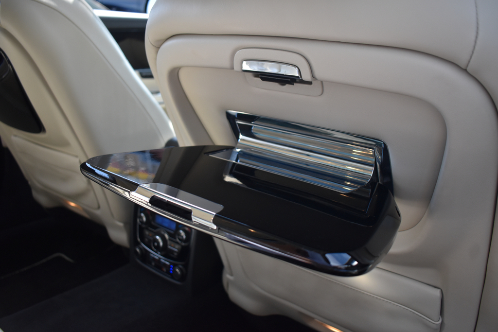 Jaguar XJ Automatic Silver #38