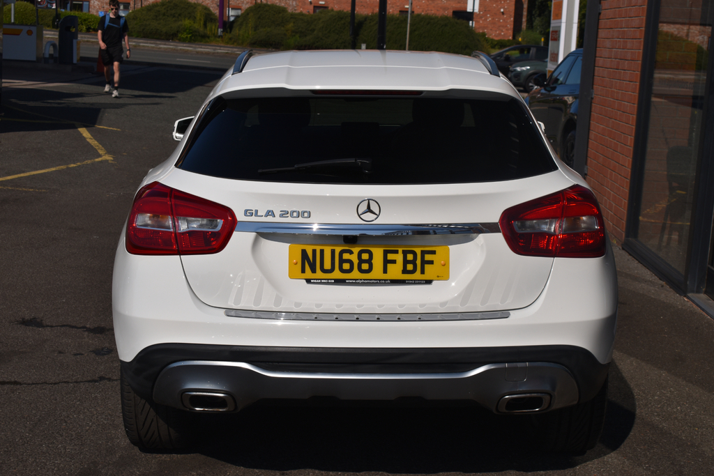 Mercedes-Benz GLA Class 1.6 Sport Suv Euro 6 Ss 156 #6