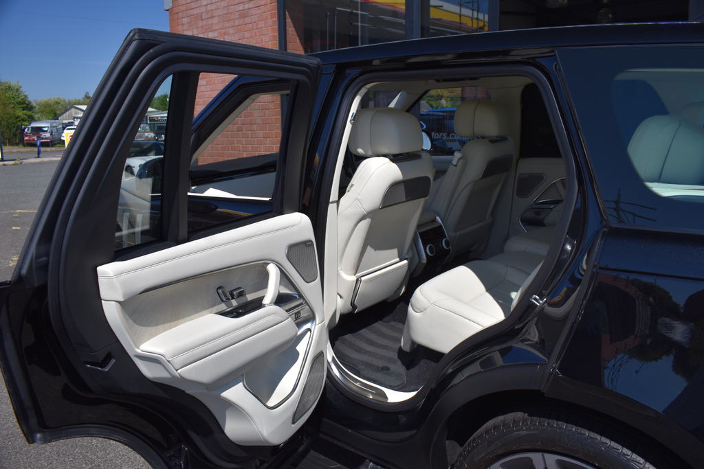 Land Rover Range Rover Automatic Black #54