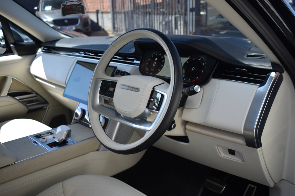 Land Rover Range Rover Automatic Black #26