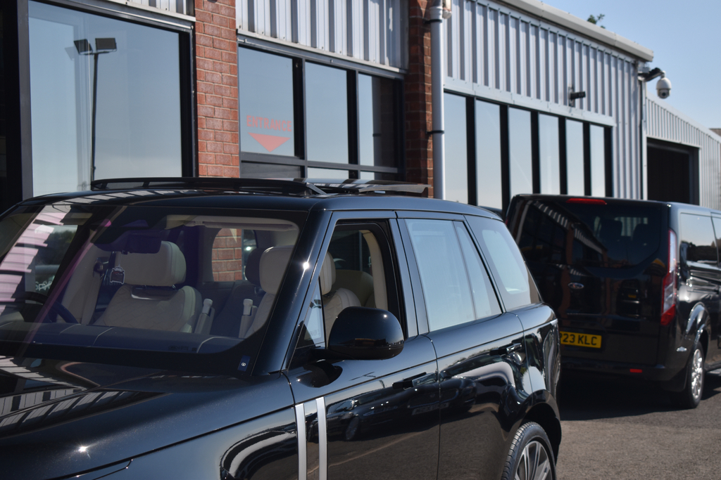 Land Rover Range Rover Automatic Black #21