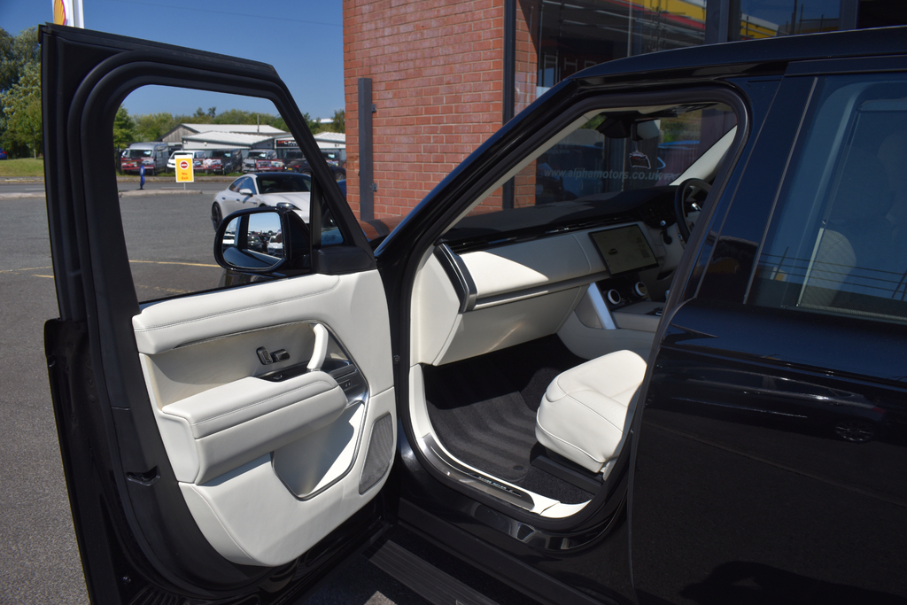 Land Rover Range Rover Automatic Black #48