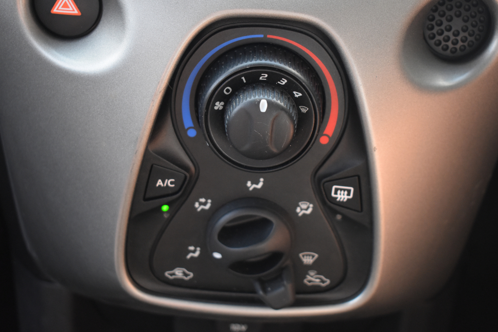 Peugeot 108  Blue #49