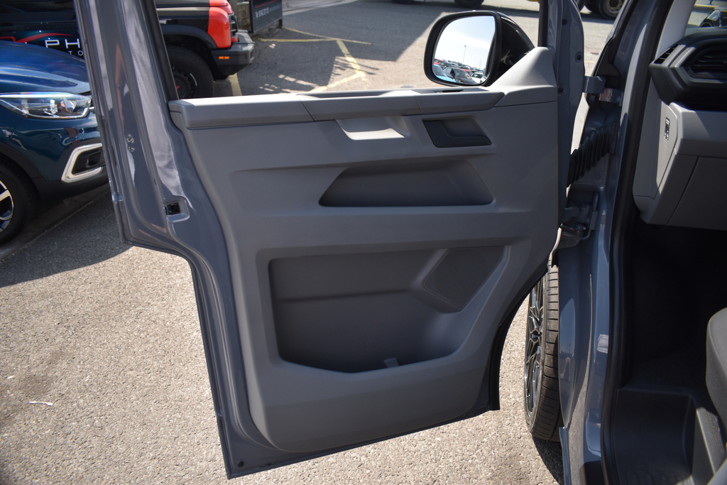 Volkswagen Transporter Mpv Grey #36