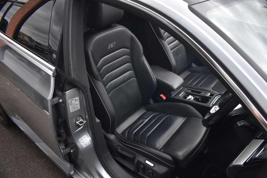 Volkswagen Arteon Elegance Tsi Evo Dsg Yellow #25