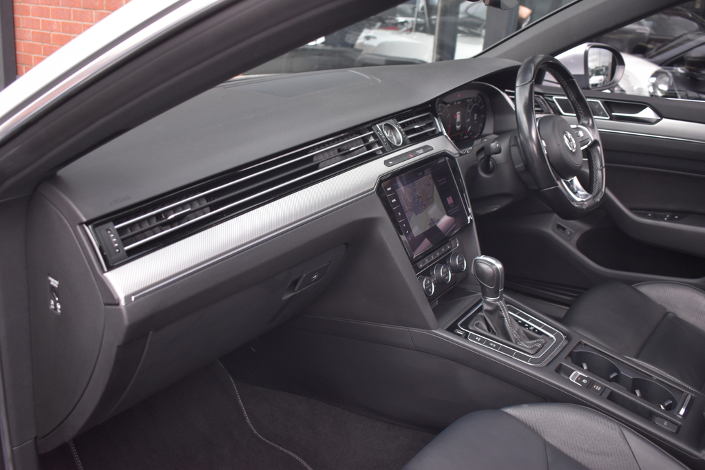 Volkswagen Arteon Elegance Tsi Evo Dsg Yellow #37