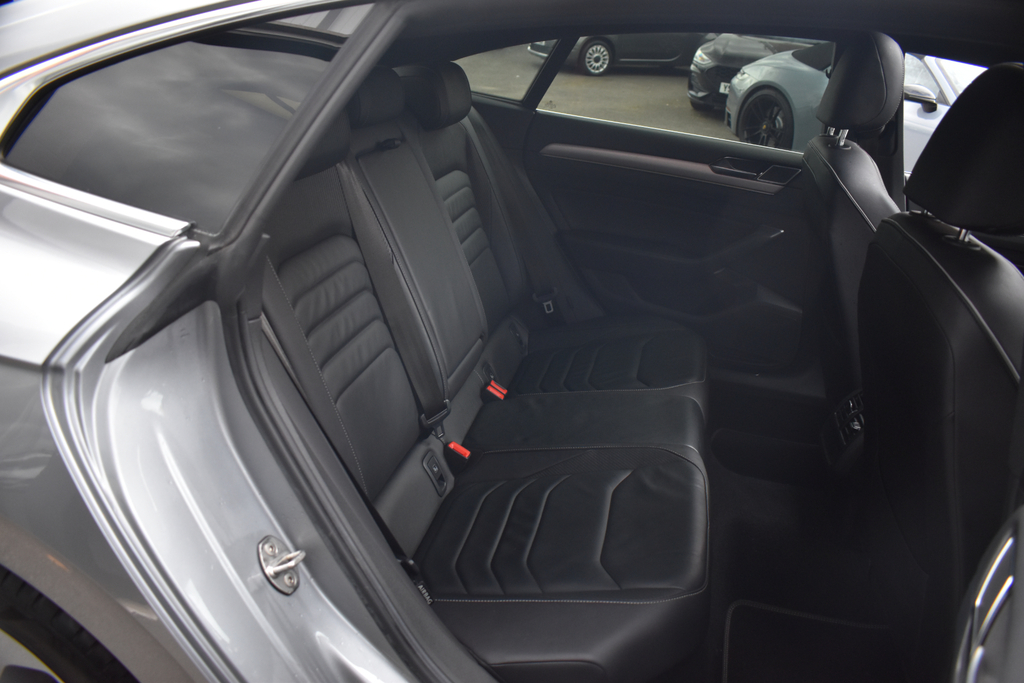 Volkswagen Arteon Elegance Tsi Evo Dsg Yellow #31