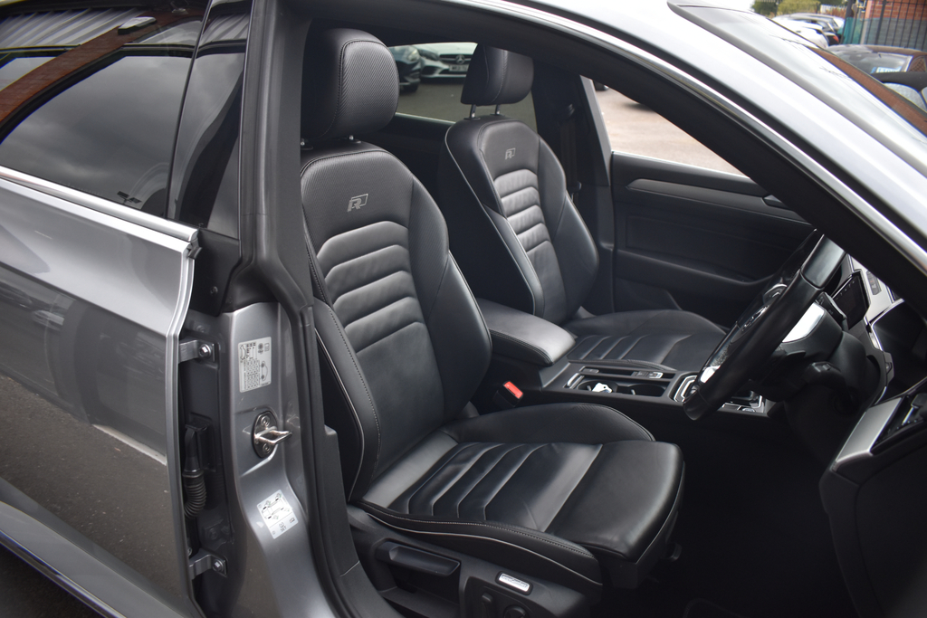 Volkswagen Arteon Elegance Tsi Evo Dsg Yellow #7