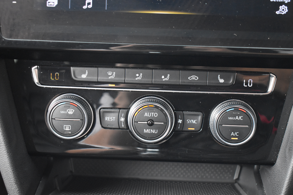 Volkswagen Arteon Elegance Tsi Evo Dsg Yellow #72