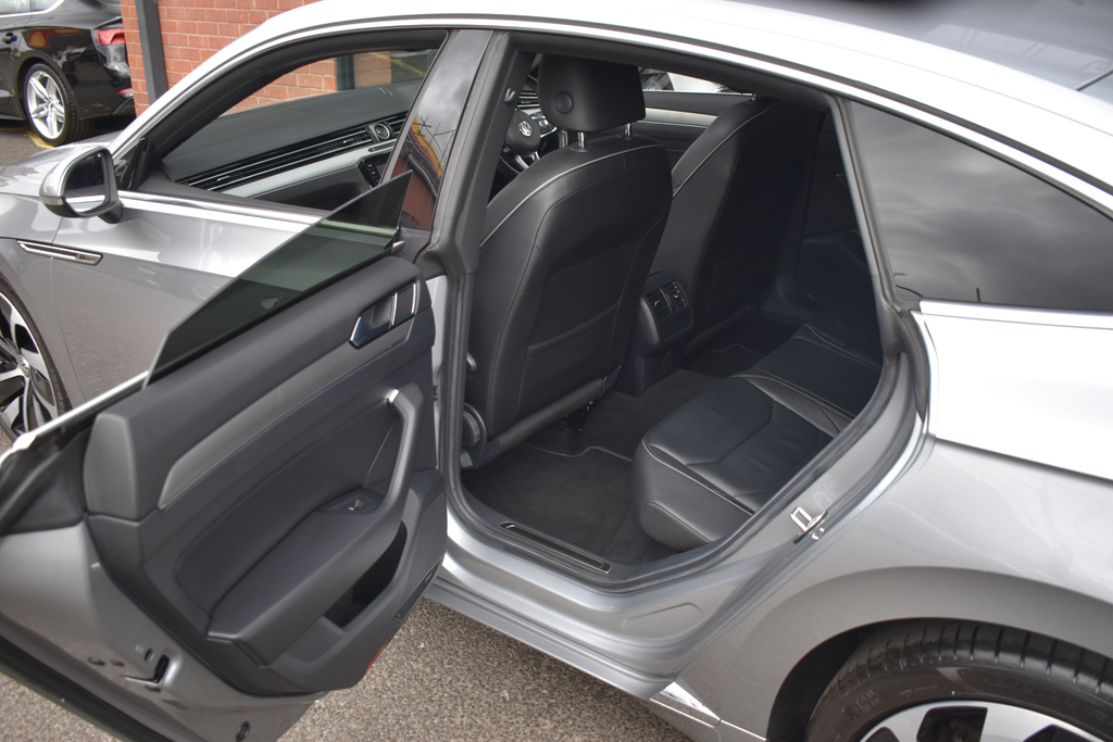 Volkswagen Arteon Elegance Tsi Evo Dsg Yellow #40