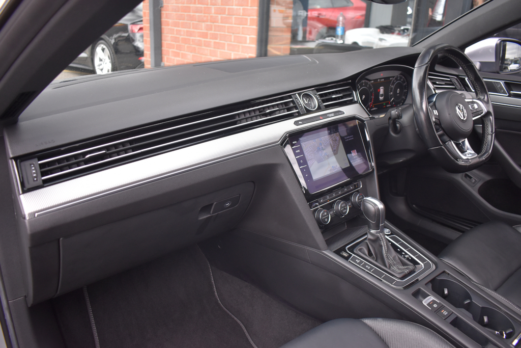 Volkswagen Arteon Elegance Tsi Evo Dsg Yellow #36