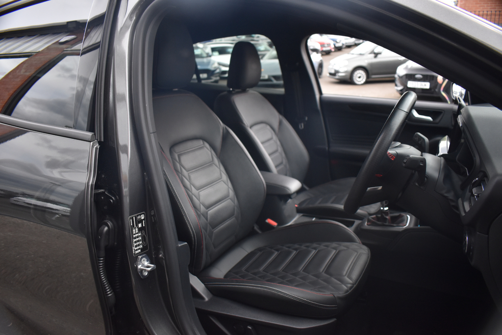 Ford Focus 1.0 Ecoboost 125 Zetec Edition  #7