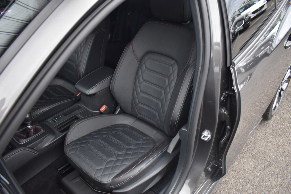 Ford Focus 1.0 Ecoboost 125 Zetec Edition  #34