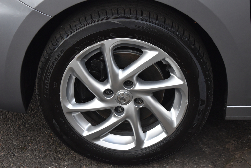 Vauxhall Corsa 1.2 Se Door 70 Reg Silver #67