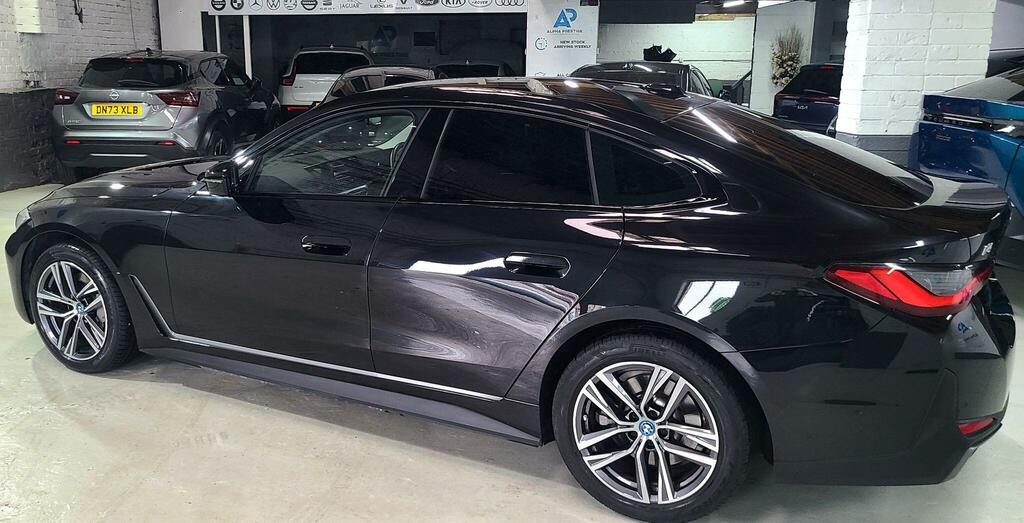 BMW i4 Sport Black #5