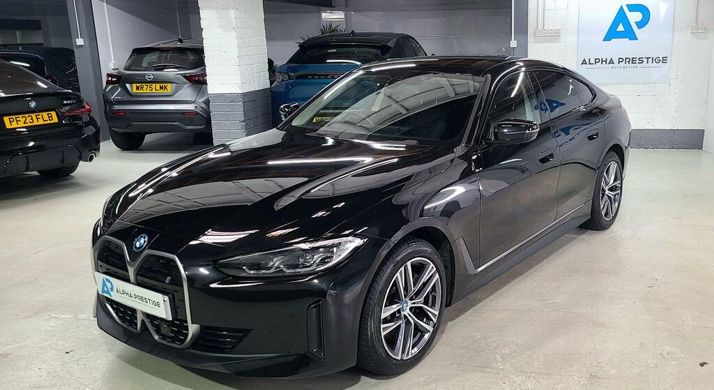 BMW i4 Sport Black