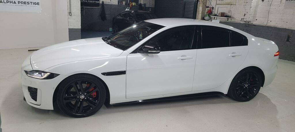 Jaguar XE D200 R-dynamic Se Black  #22