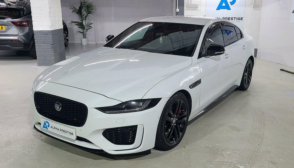 Jaguar XE D200 R-dynamic Se Black  #18