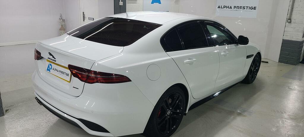 Jaguar XE D200 R-dynamic Se Black  #41