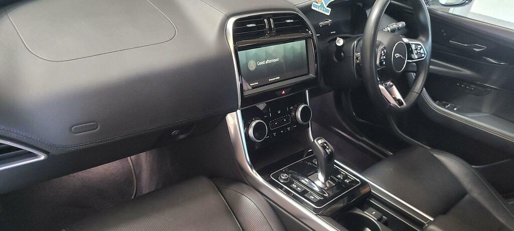 Jaguar XE D200 R-dynamic Se Black  #45