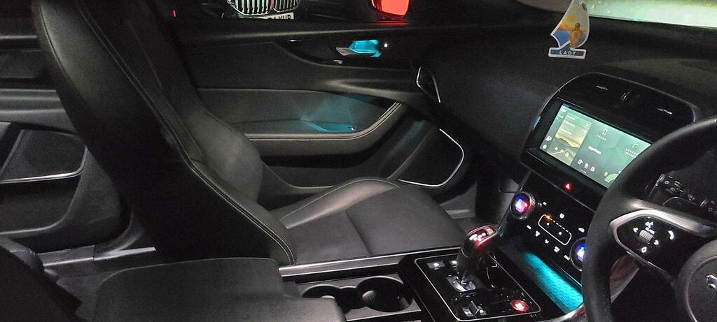 Jaguar XE D200 R-dynamic Se Black  #76