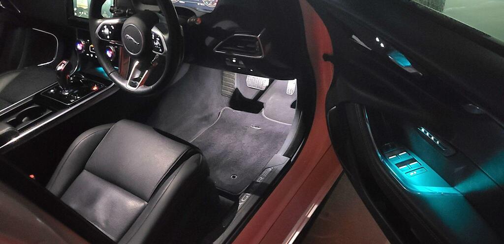 Jaguar XE D200 R-dynamic Se Black  #65