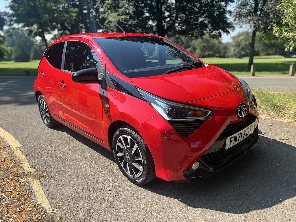 Toyota Aygo Vvt-i X-trend 202171 FN71XGY Red #2