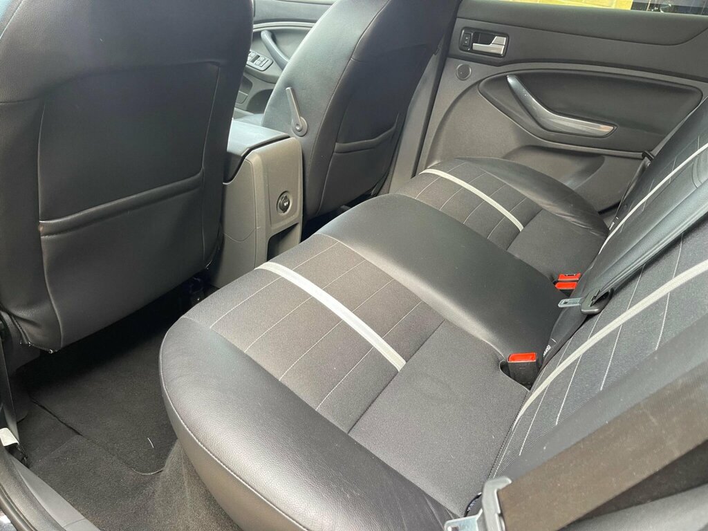 Ford Kuga Suv 2.0 Tdci Zetec 2Wd Euro 4 201010 Grey #17
