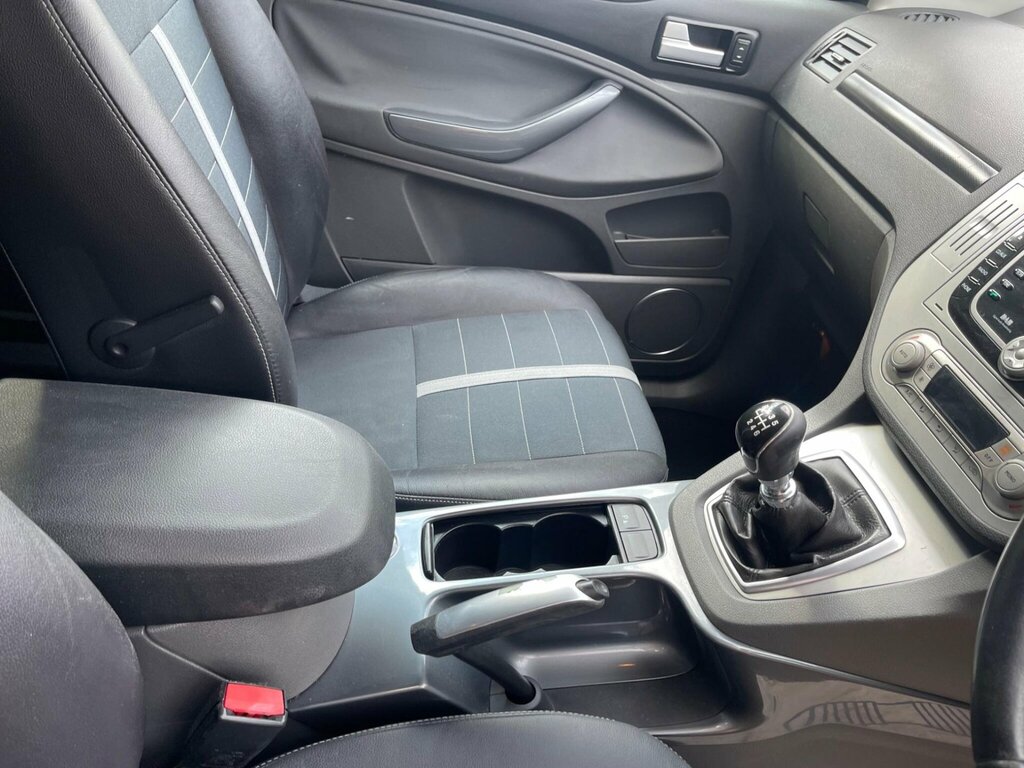 Ford Kuga Suv 2.0 Tdci Zetec 2Wd Euro 4 201010 Grey #16