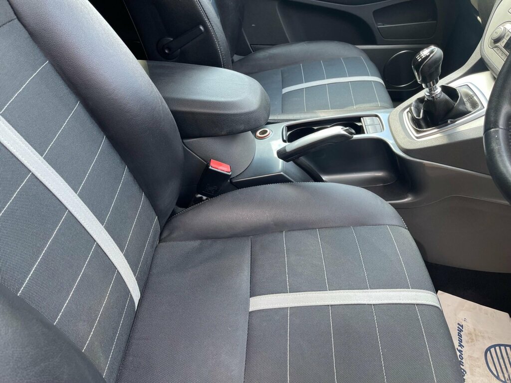 Ford Kuga Suv 2.0 Tdci Zetec 2Wd Euro 4 201010 Grey #43