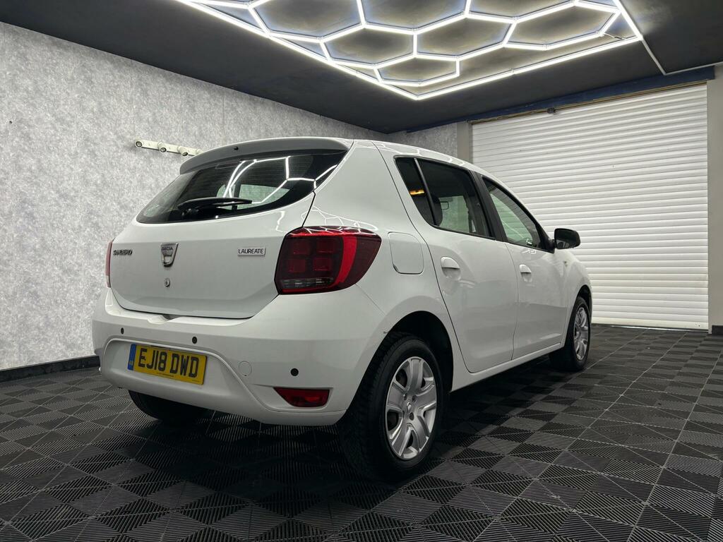 Dacia Sandero 1.0 Sce Laureate Euro 6 White #2